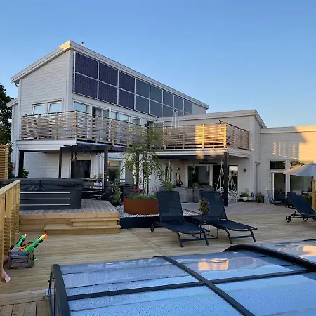 Unique Luxury Sustainable Villa, Stunning View Apartamento Naantali